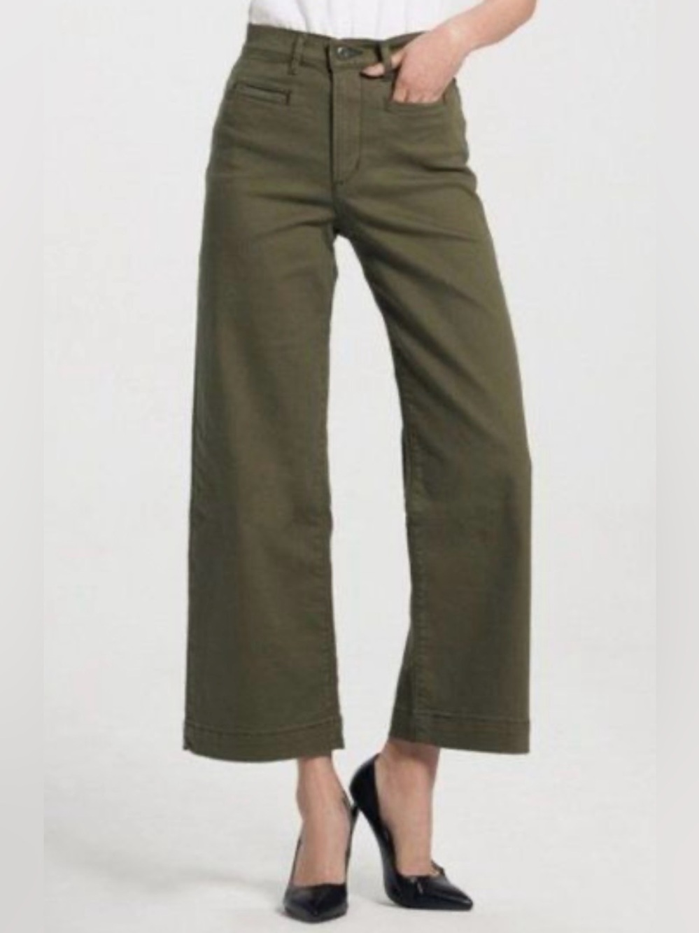 Levi's Olive Green Ribcage Wide-Leg Crop Jeans - Size 27